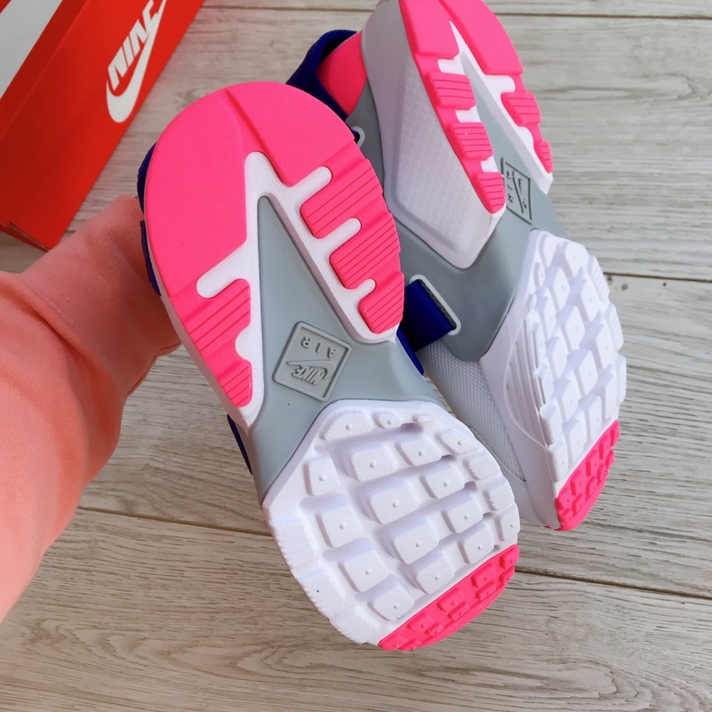 NIKE AIR HUARACHE CITY LOW - Picture 6 of 7